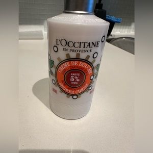 L’Occitane shower cream